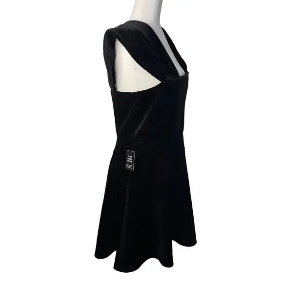 New with Tags Express Black Velvet dress - Large - Picture 2 of 11